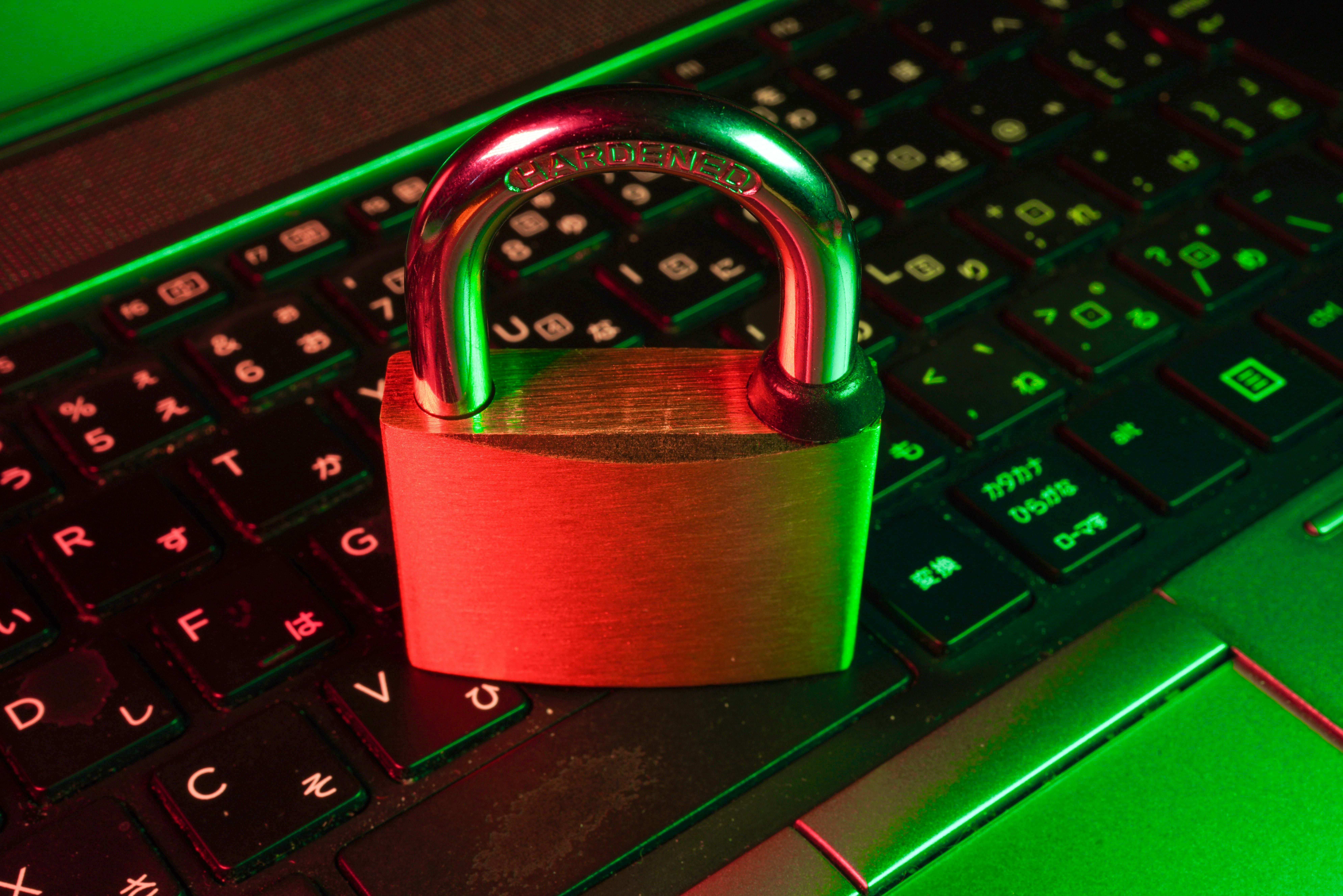 Salesforce Agent dan Phishing Slack: Batas Akses