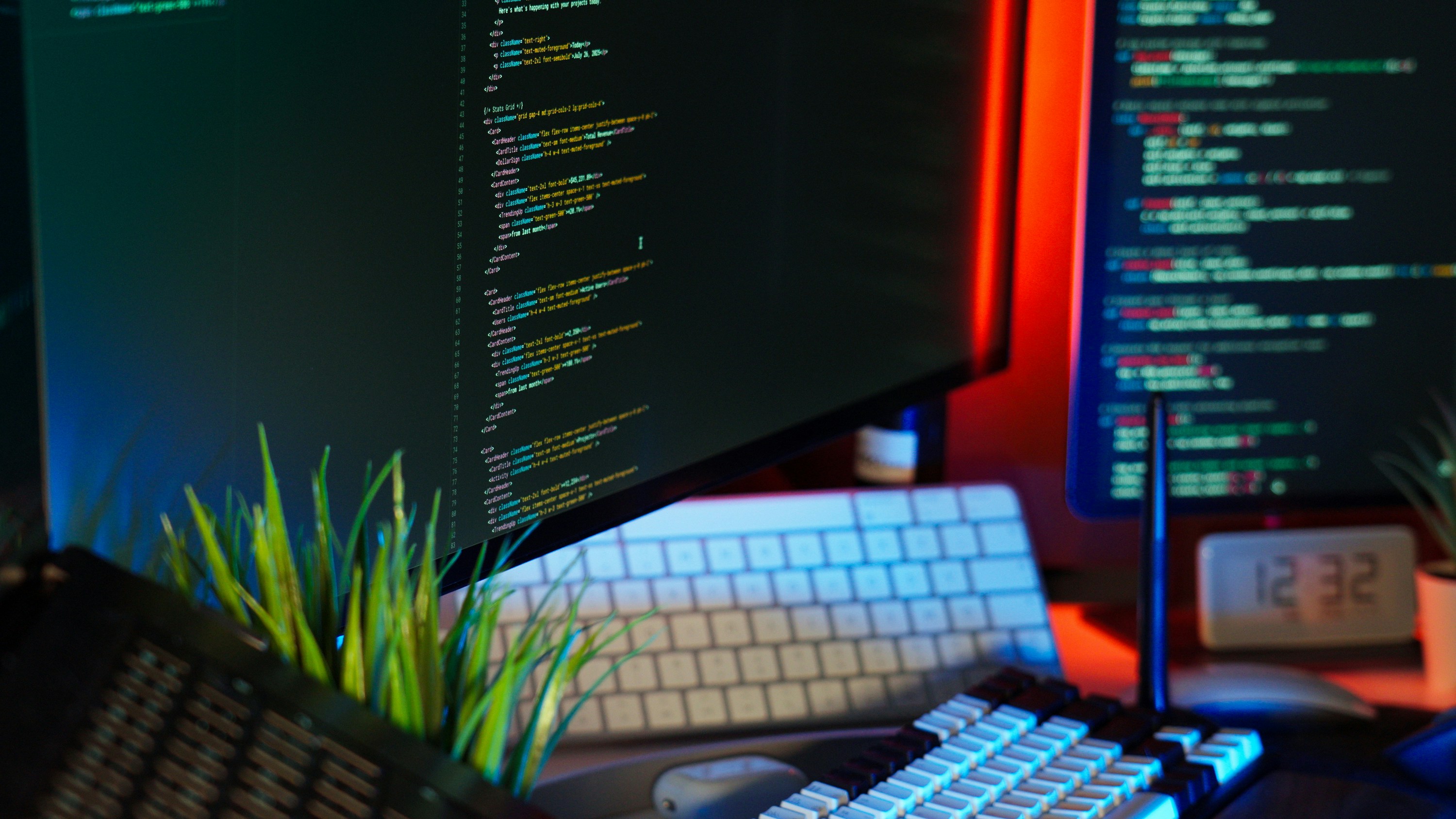 Jasa Pembuatan Software Jawa Barat: CDS vs Kompetitor